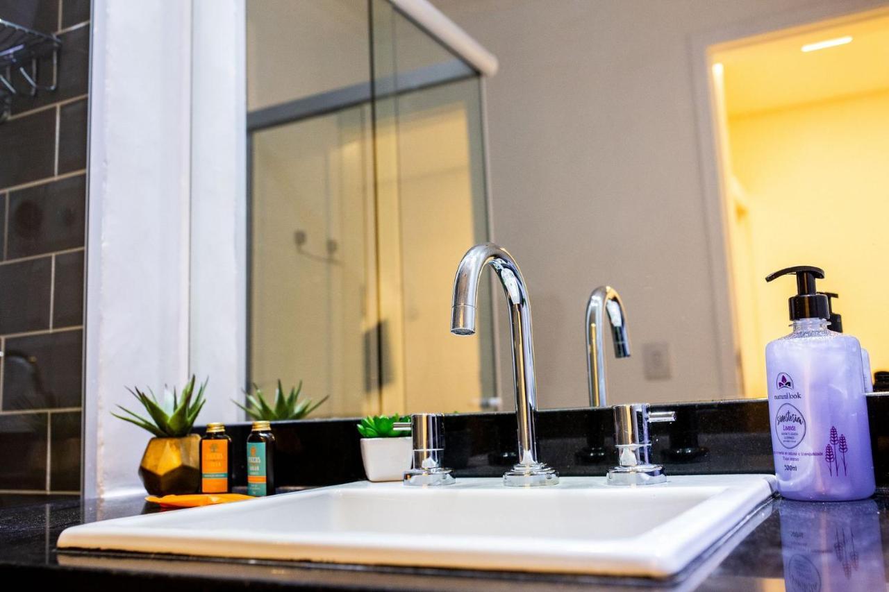 Loft Design, Amplo, Modern Com Ar Condicionado Em Alto De Pinheiros Lägenhet São Paulo Exteriör bild